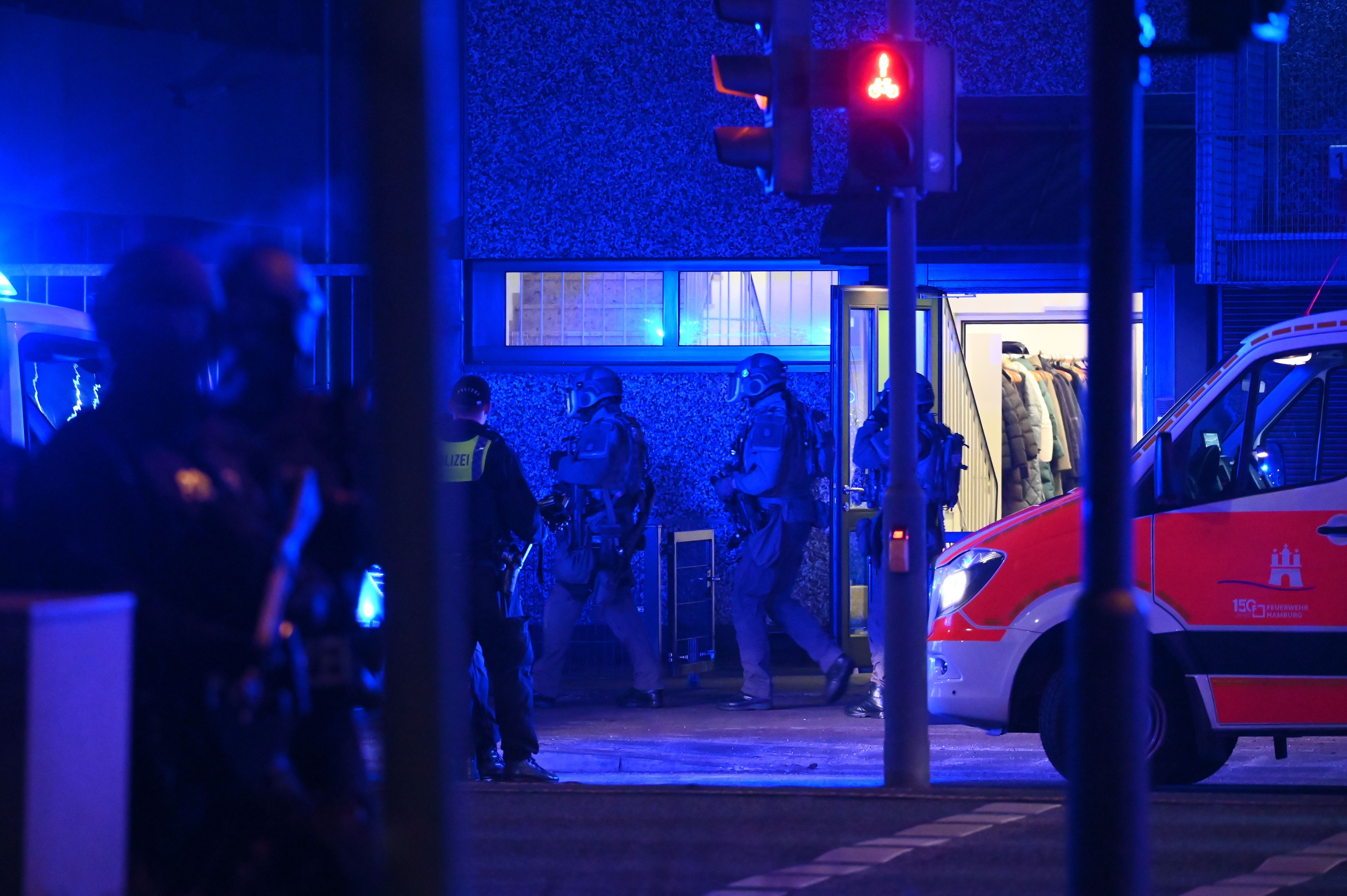 Amoklauf In Hamburger Kirche – Mehrere Tote Und Verletzte | Heute.at