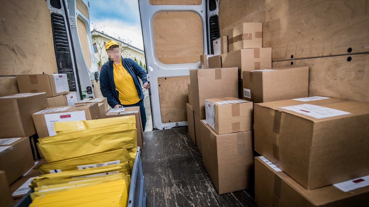 Heute.at - Postler ließ Pakete ans Bundeskriminalamt verschwinden