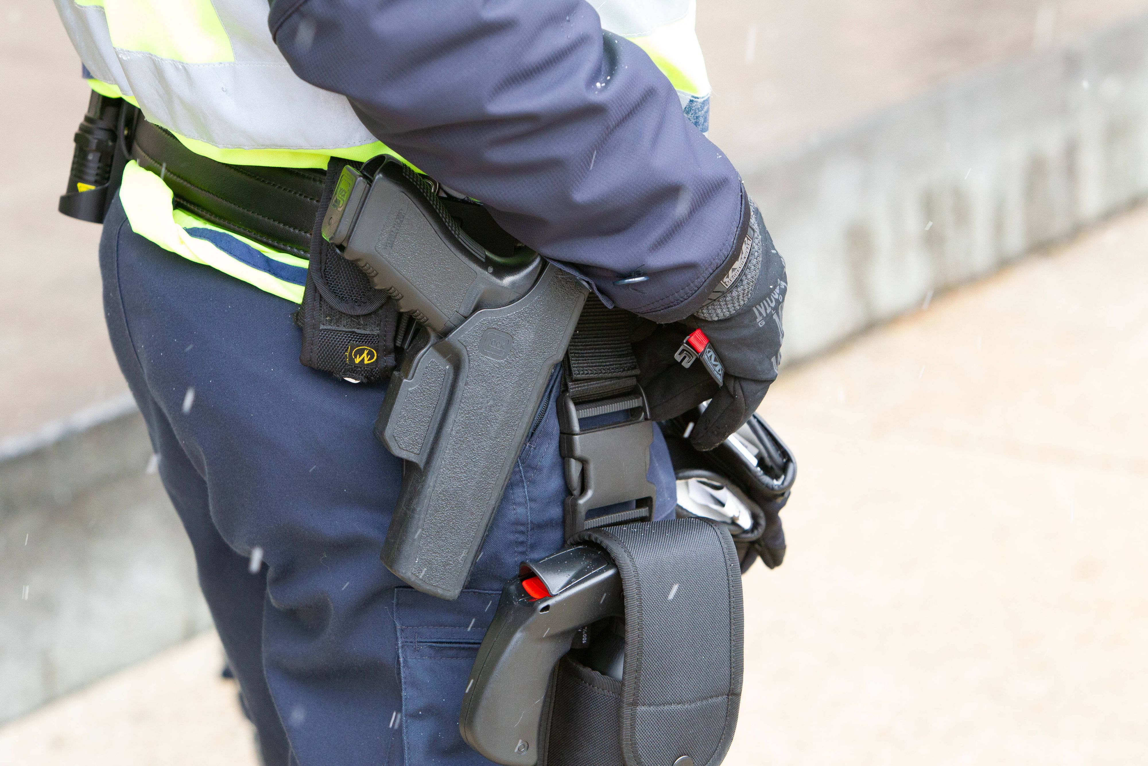 Die Tiroler Polizei konnte den Mann nur durch einen Warnschuss stoppen.