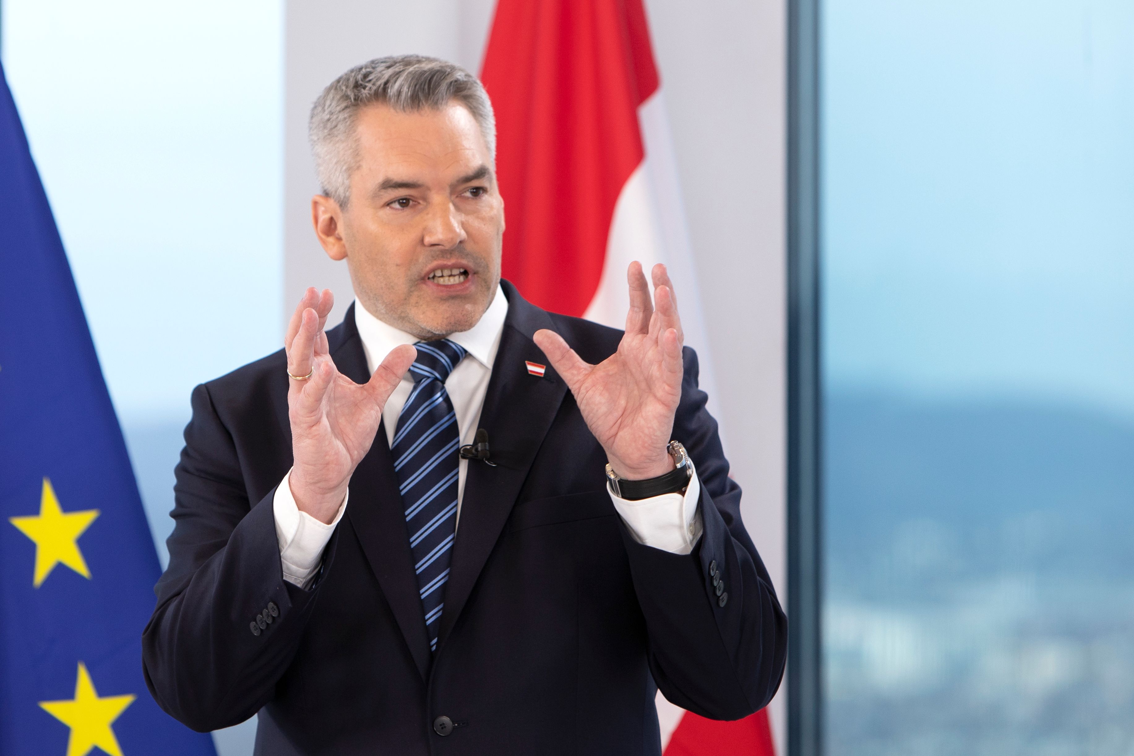 Bundeskanzler Karl Nehammer richtete sich in einer Rede zur Zukunft der Nation an die Bevölkerung.