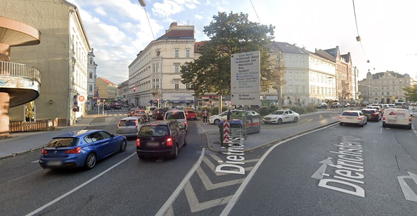 Auf der Grazbachgasse Richtung Dietrichsteinplatz kam es zum schweren Unfall.