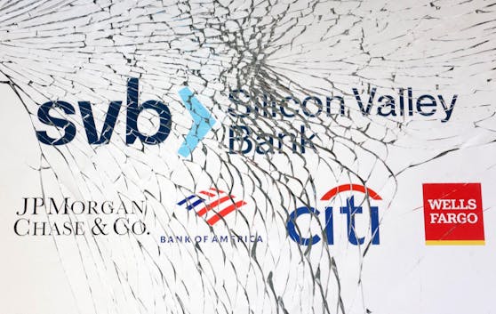 Die US-amerikanische Silicon Valley Bank hat mit dem Verkauf von Wertpapieren 1,8 Milliarden US-Dollar verloren.