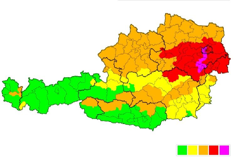 Im Osten gilt am Samstag die höchste aller möglichen Sturmwarnstufen.