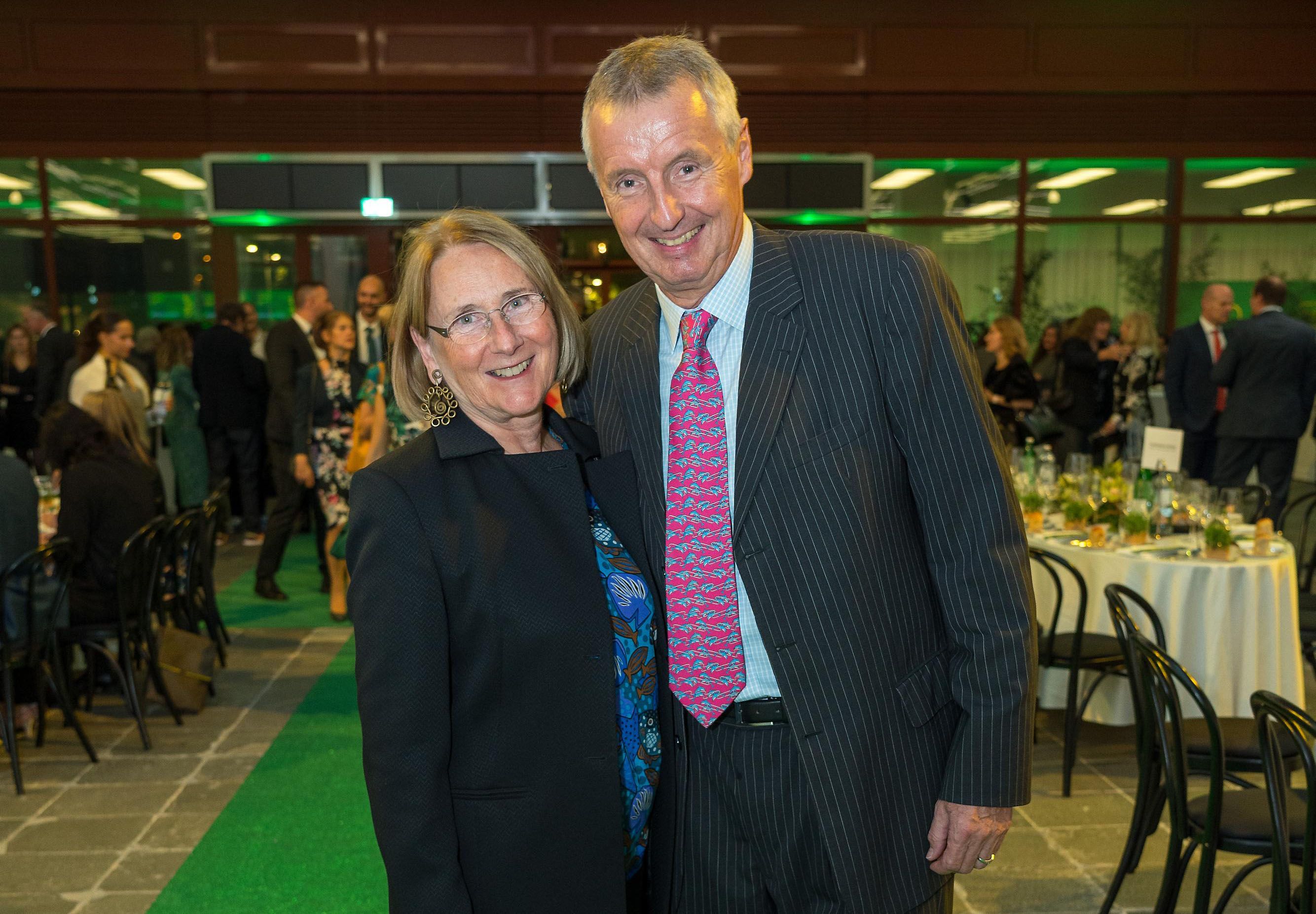 Ilse und Martin Bartenstein bei einem Fundraising Dinner 2022