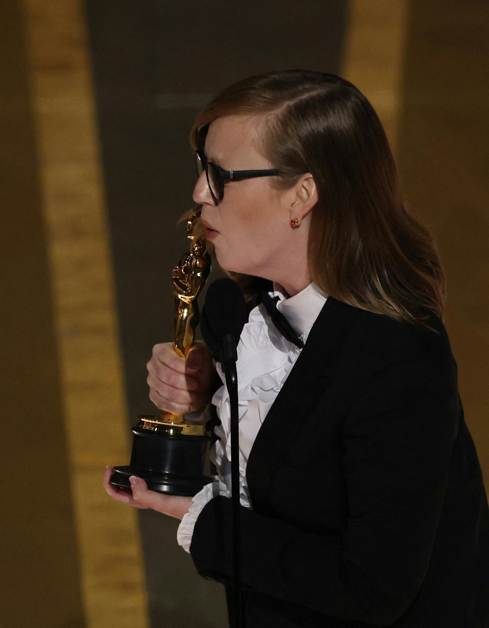 Sarah Polley gewinnt den "Bestes adaptiertes Drehbuch"-Oscar für "Women Talking".