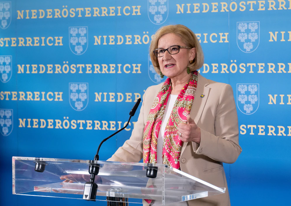 Johanna Mikl-Leitner bei einer Pressekonferenz (Archivbild).