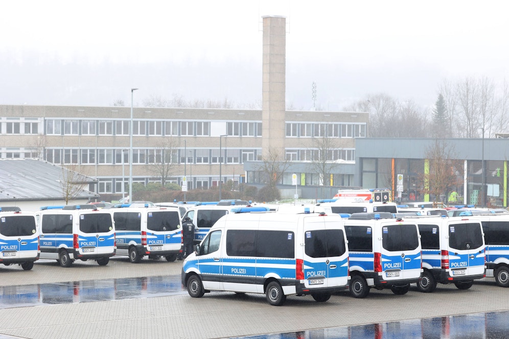 Freudenberg steht nach wie vor unter Schock. Die Polizei hält sich mit weiteren Infos bedeckt.&nbsp;
