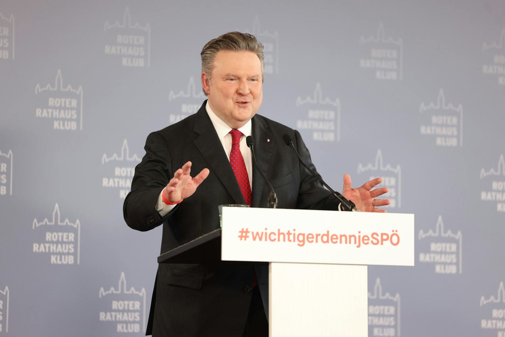 Michael Ludwig bei der Tagung des Wiener SPÖ-Rathausklubs in Frauenkirchen im Burgenland am 14. März 2023.