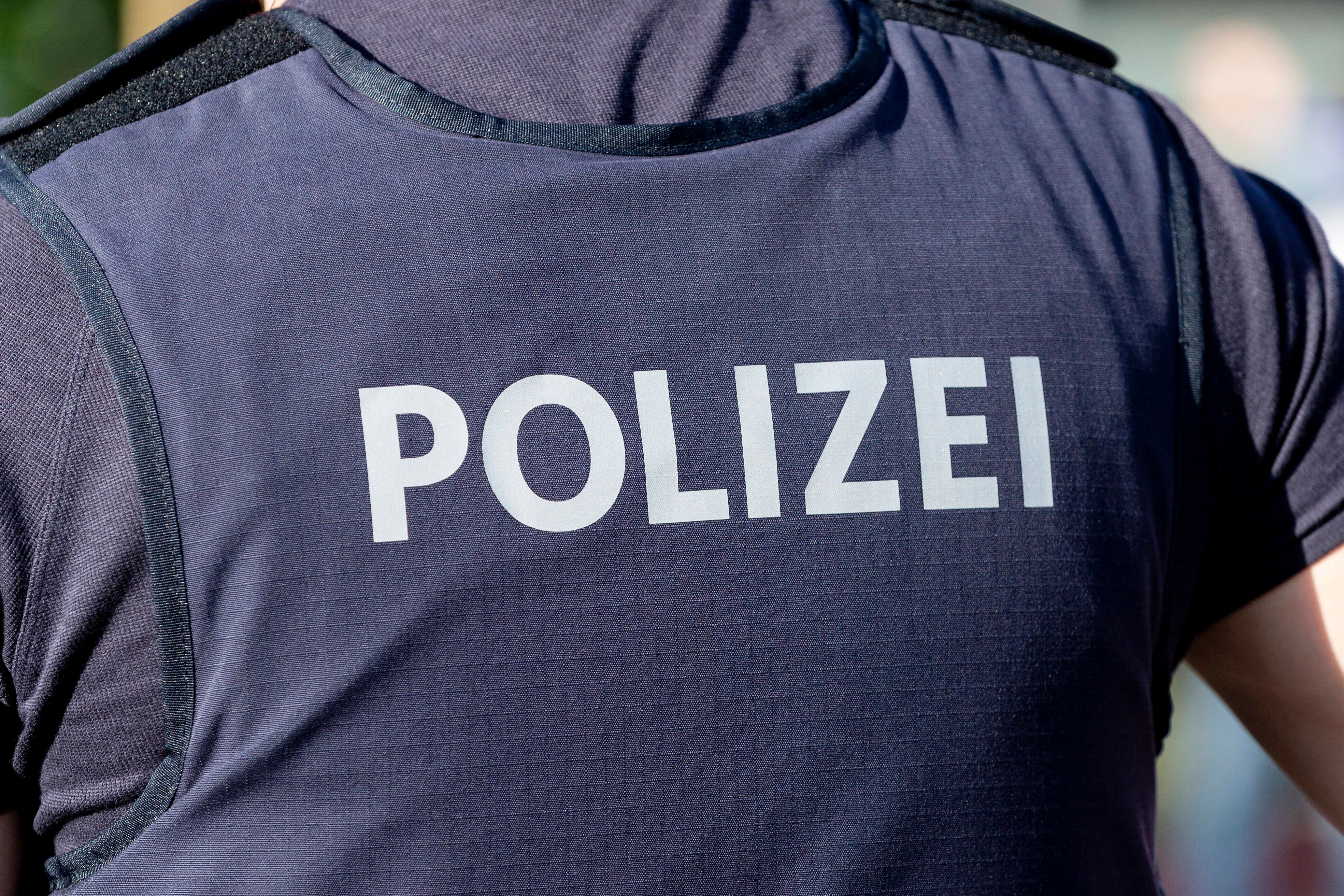 Die Polizisten konnten den 26-Jährigen nur durch den Einsatz von Pfefferspray stoppen. 