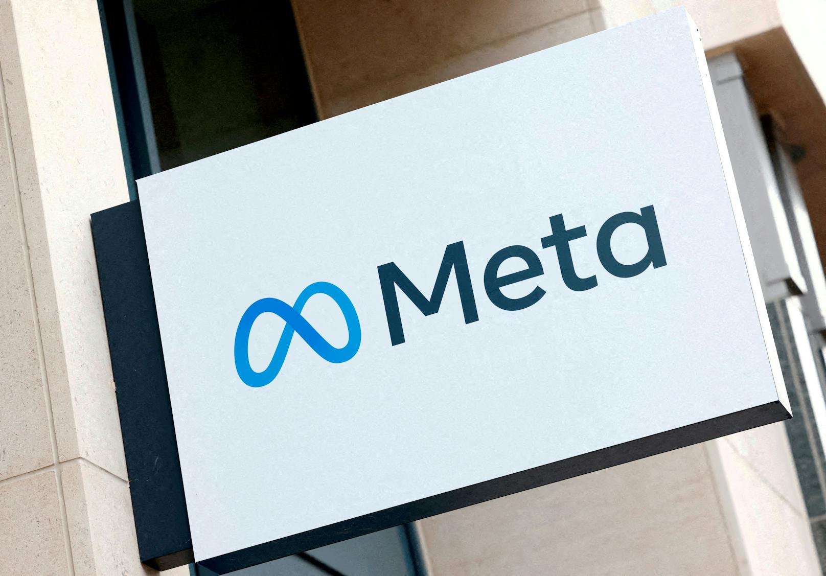 Der Facebook- und Instagram-Mutterkonzern Meta will weitere 10.000 Beschäftigte entlassen.