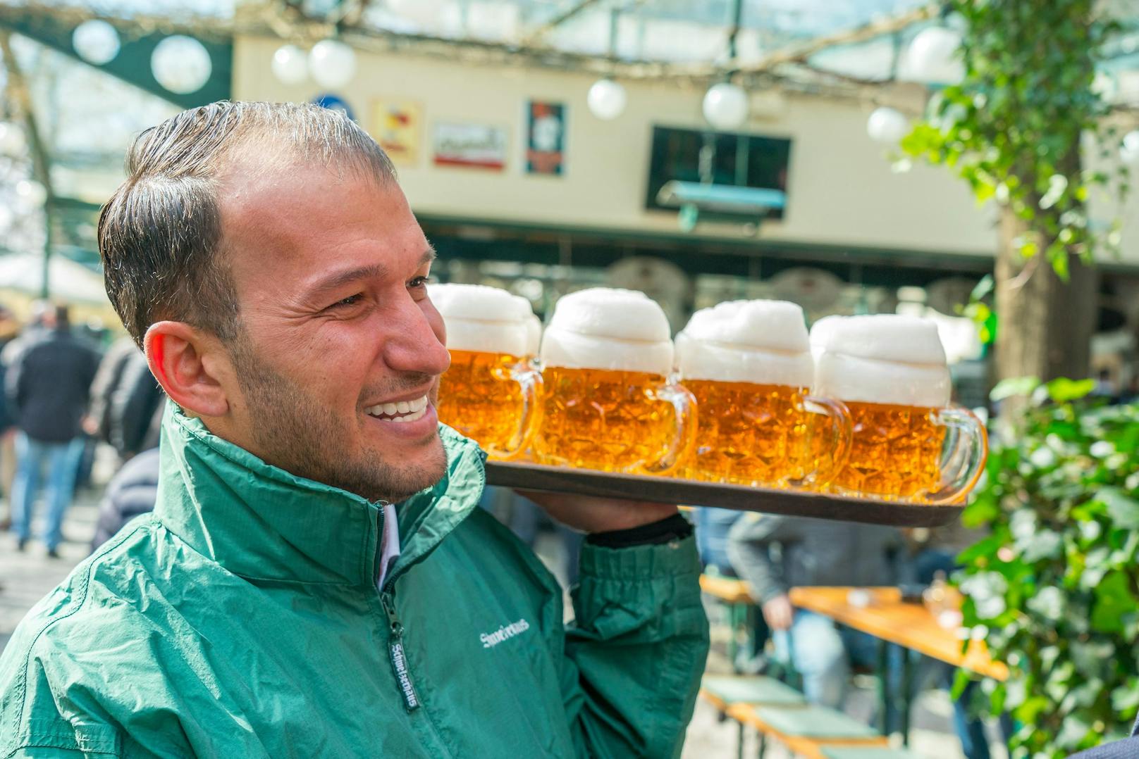 5,60 Euro sind heuer für ein Bier zu bezahlen.