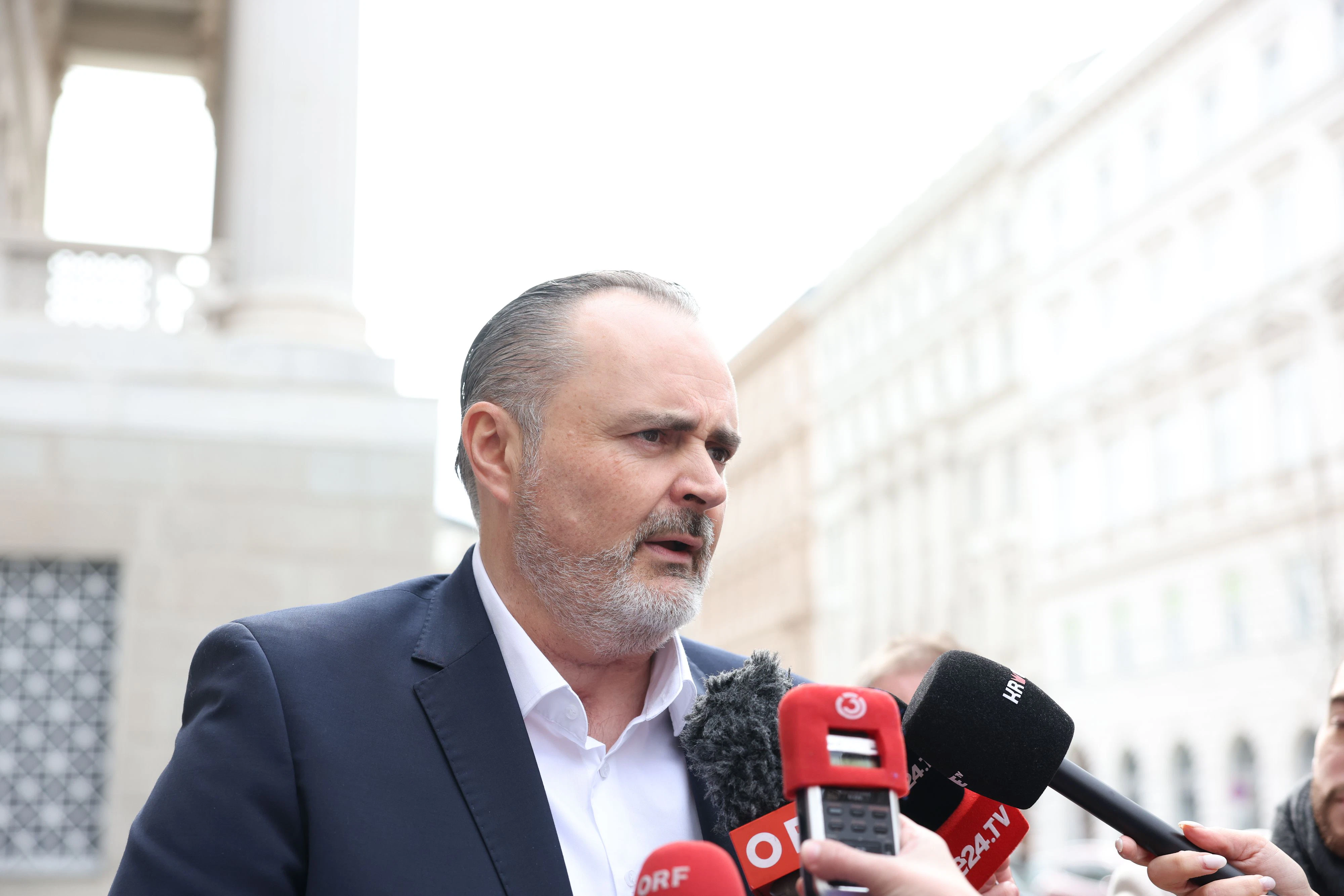 Stellt sich der Abstimmung gegen Parteivorsitzende Pamela Rendi-Wagner: Burgendlands Landeshauptmann Hans Peter Doskozil.