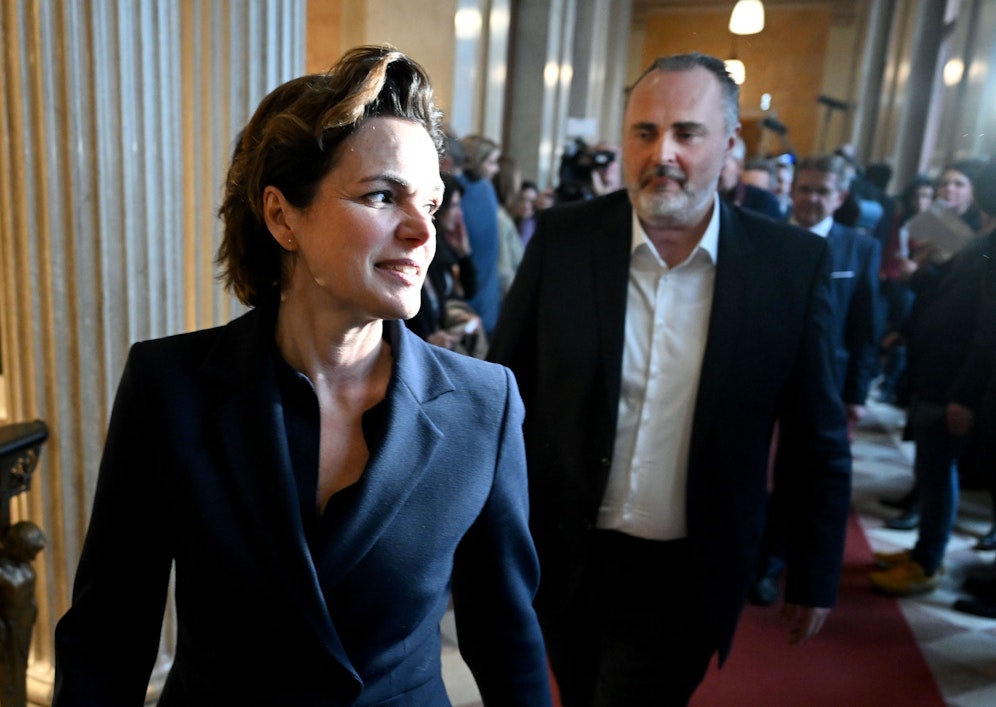 Rendi-Wagner und Doskozil rittern um Gunst der Parteimitglieder.