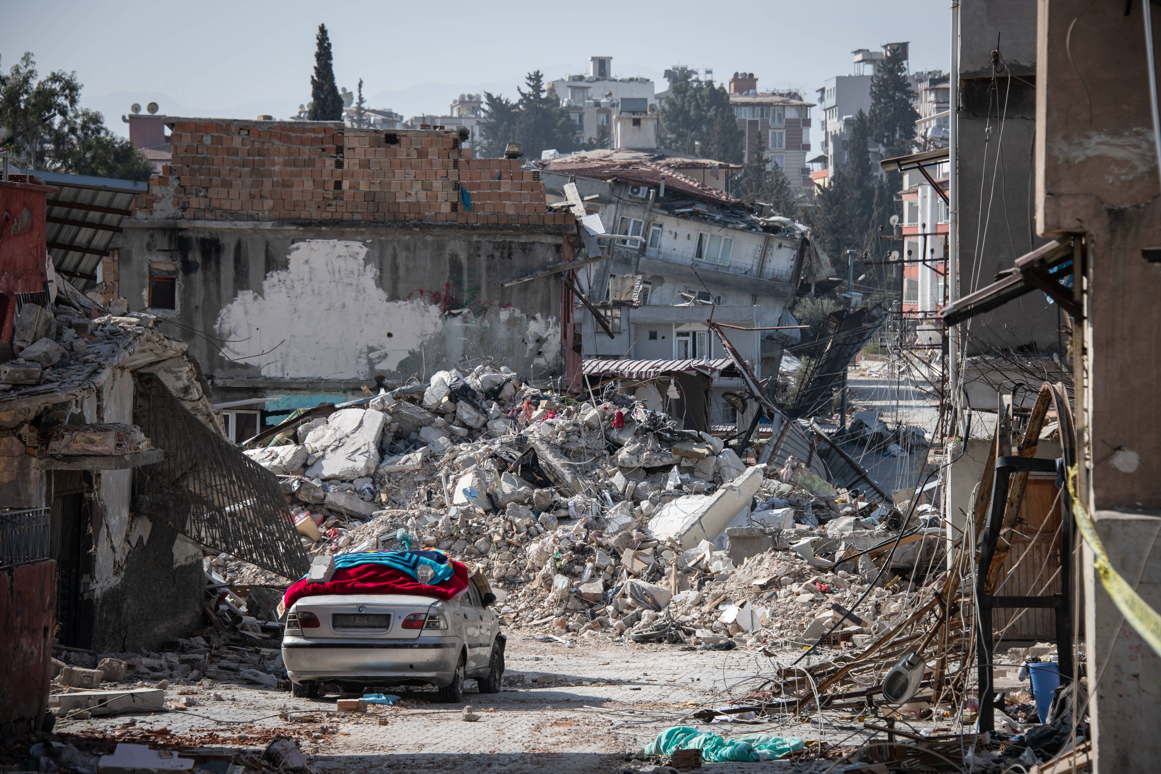 Nach dem verheerenden Erdbeben in der Türkei wird die Region nun von heftigen Überschwemmungen heimgesucht.