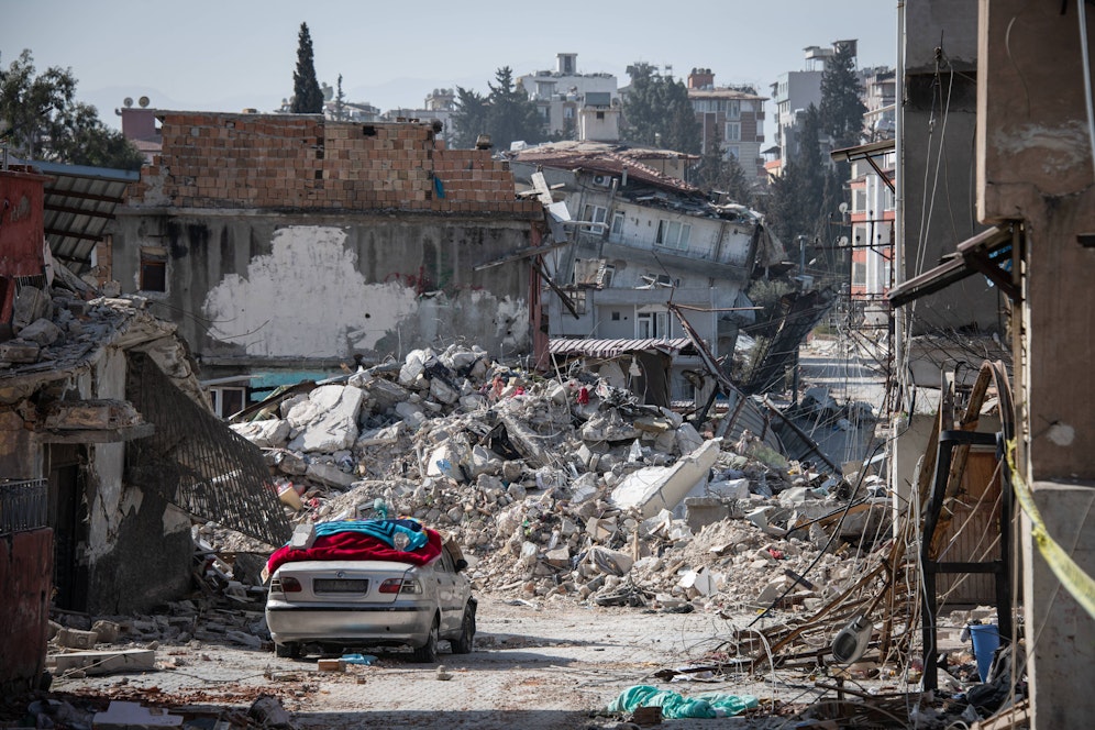 Nach dem verheerenden Erdbeben in der Türkei wird die Region nun von heftigen Überschwemmungen heimgesucht.