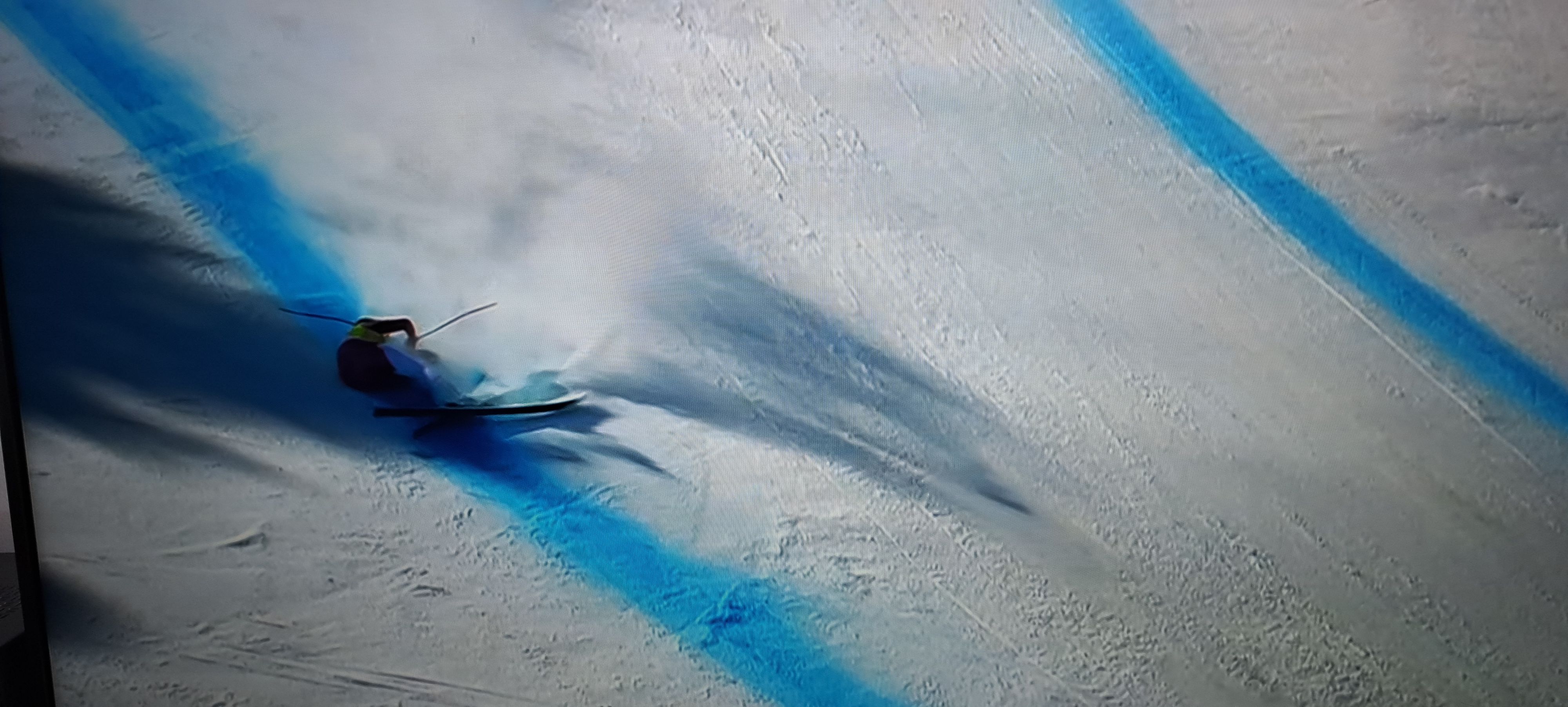 Nina Ortlieb fliegt ab