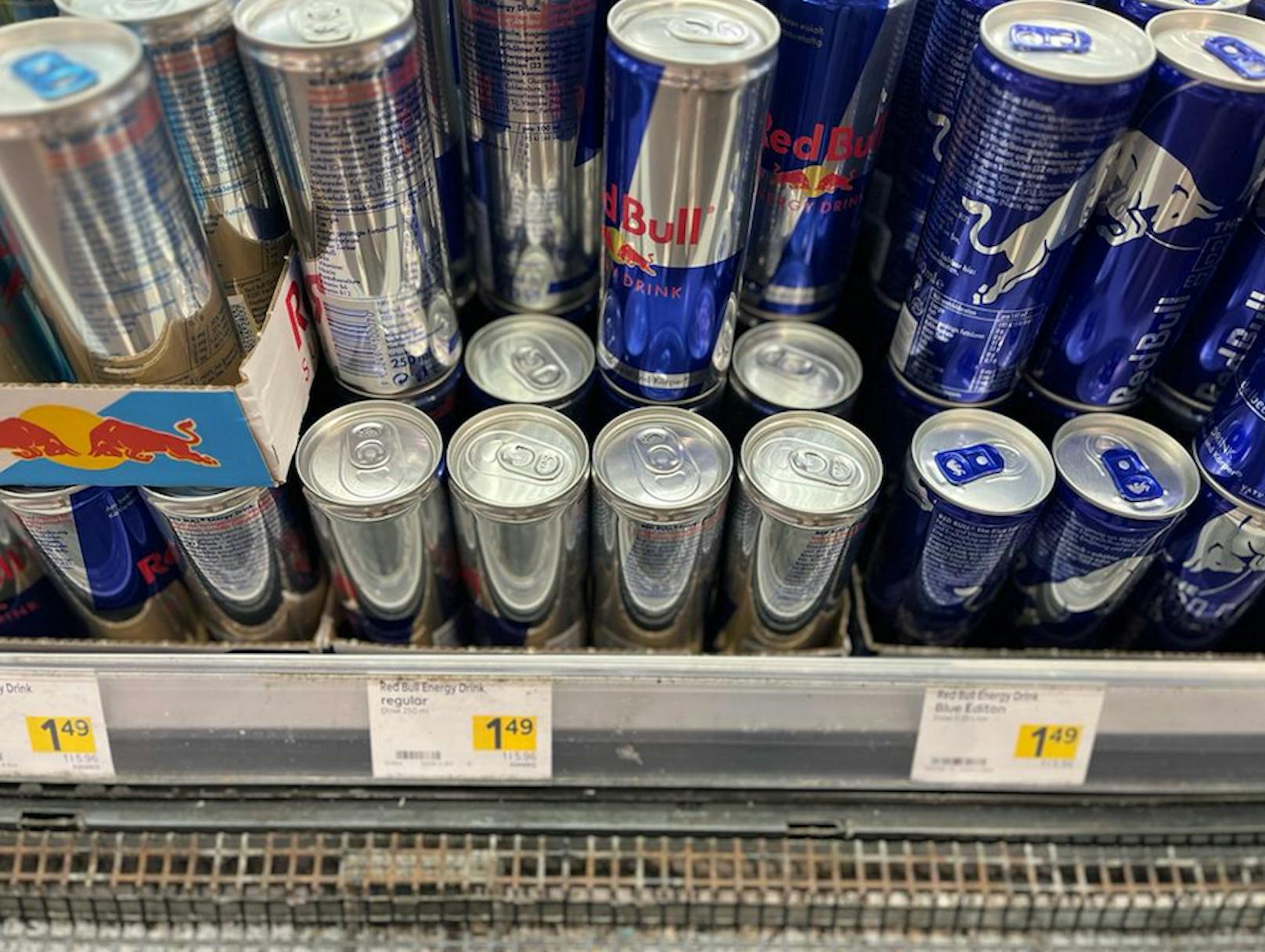 Red Bull kostet auch in anderen Supermärkten 1.49 Euro.