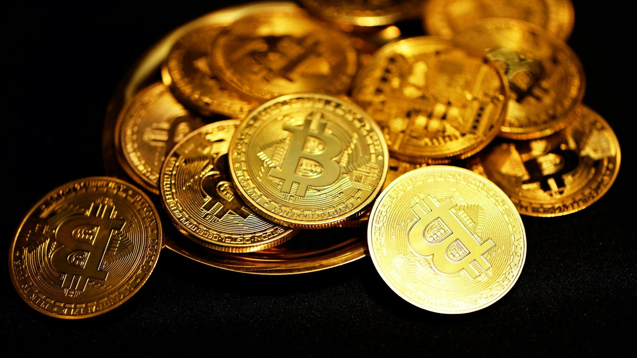 … sowie zahlreiche Kryptodienste wie Coinbase oder Binance.