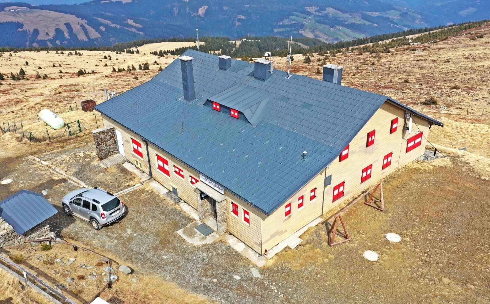Das Wetterkoglerhaus sucht dringend Mitarbeiter.