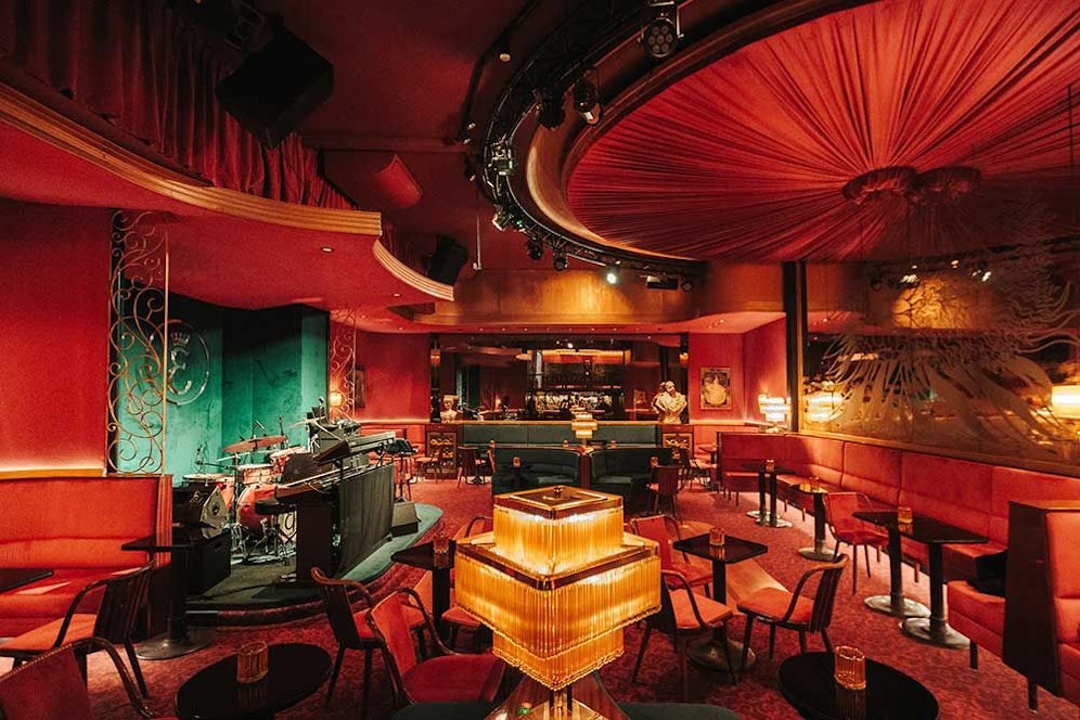 In neuem Glanz erstrahlt die Eden Bar in der Liliengasse in der Wiener City.