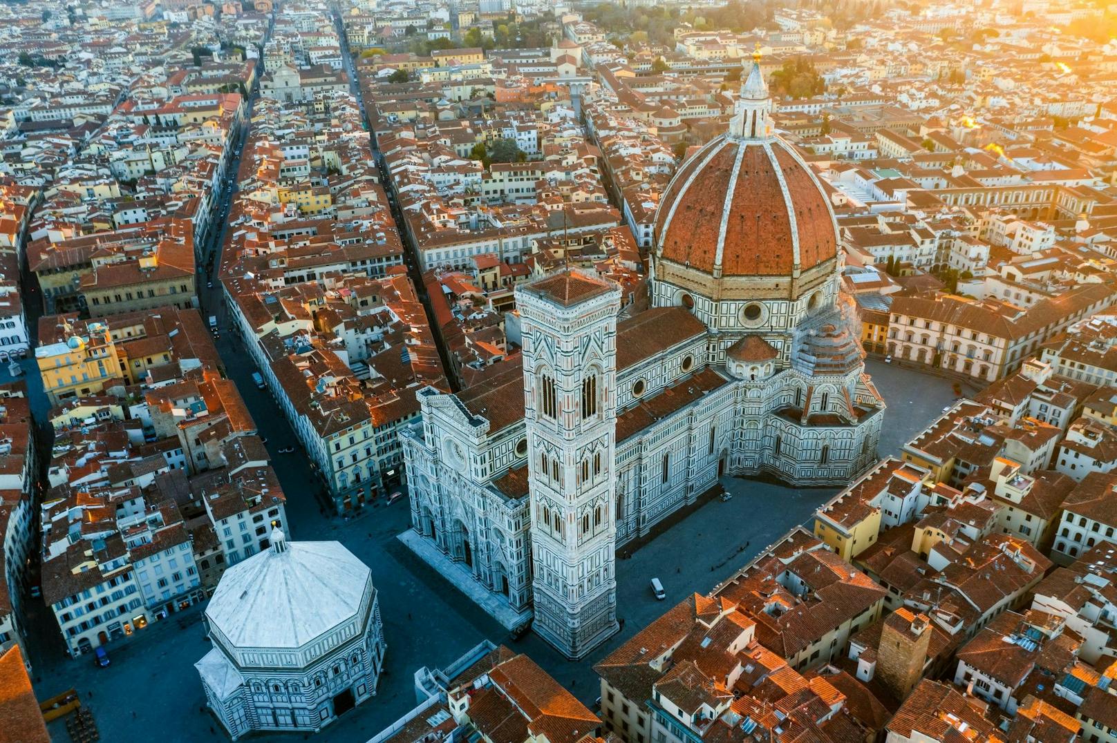 Florenz in der italienischen Toskana – hier kann es im Sommer ganz schön eng werden.&nbsp;