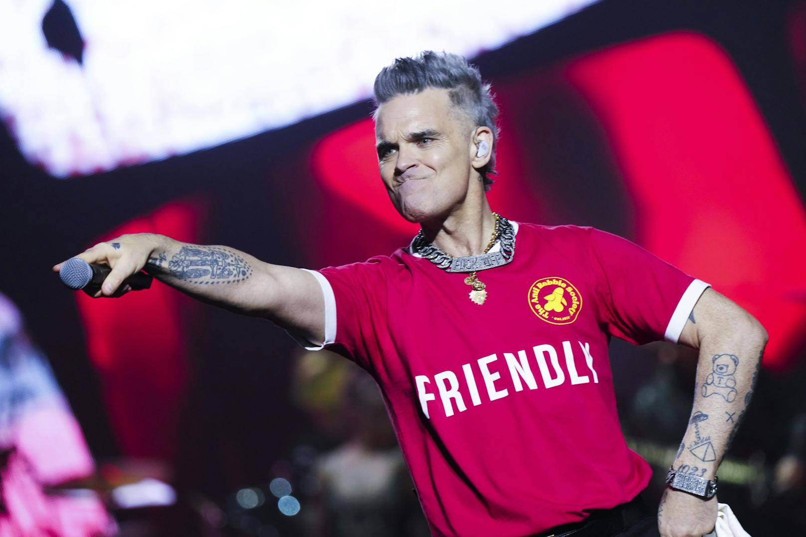 Popstar Robbie Williams in der Wiener Stadthalle.