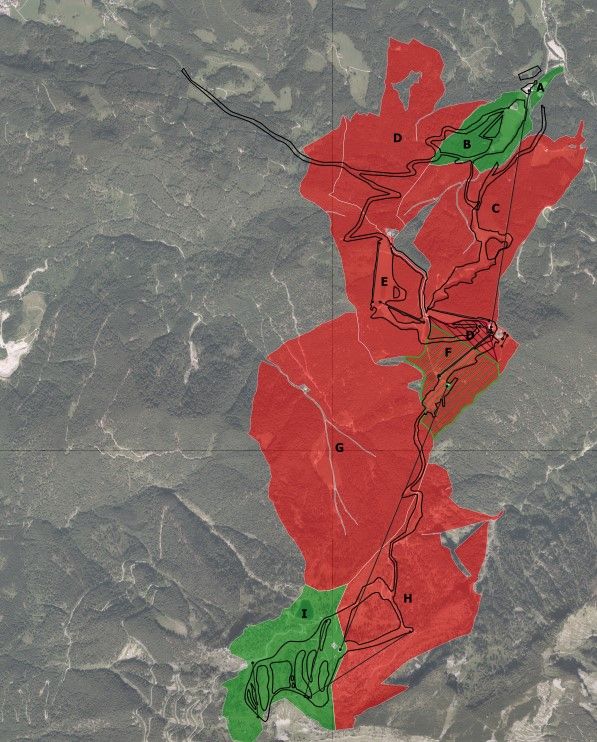 Fünf Grundeigentümer (rote Schraffierung) wollen keinen Sommerbetrieb am Kasberg ermöglichen.