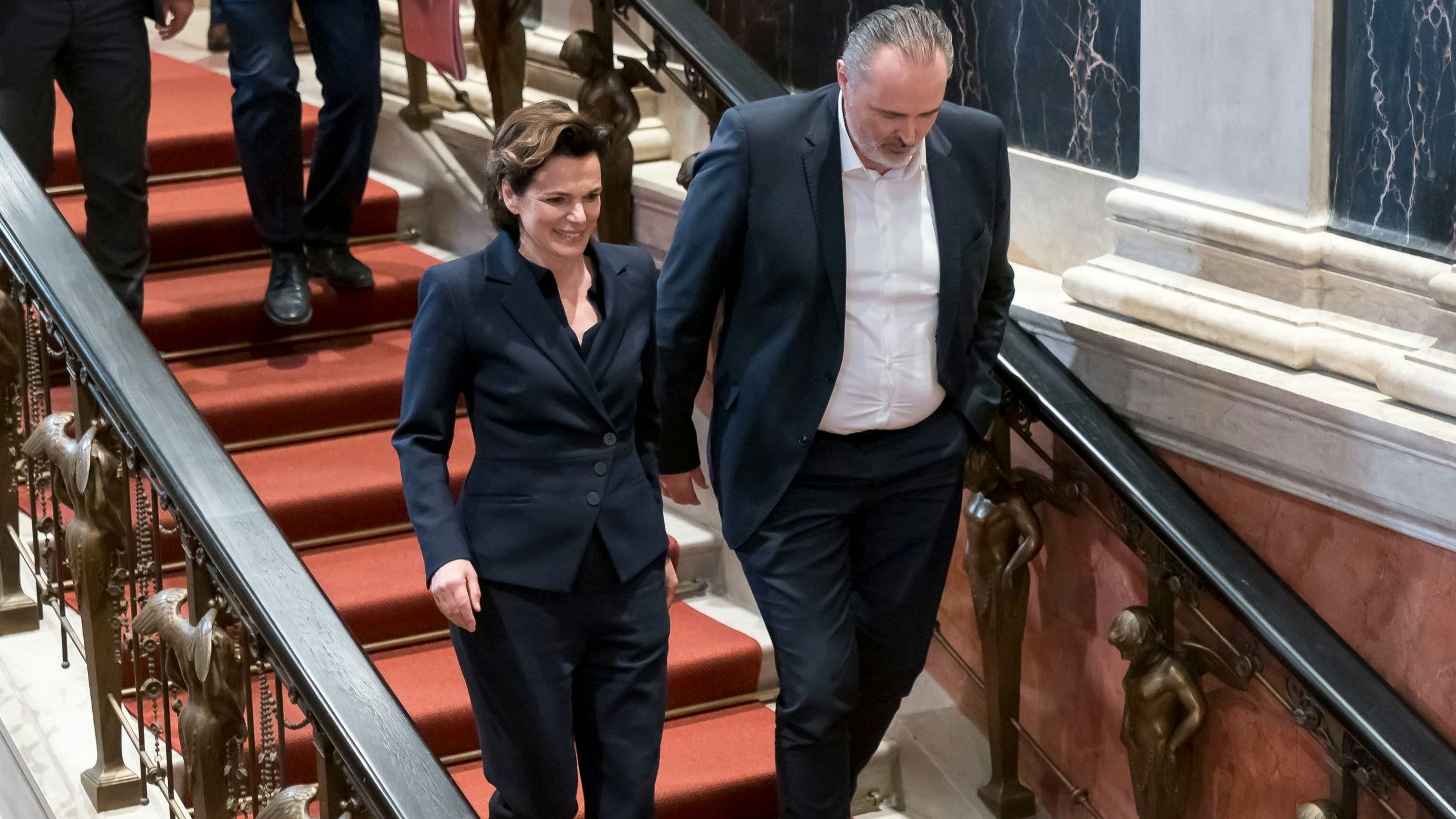 Pamela Rendi-Wagner und Hans Peter Doskozil kämpfen um SPÖ-Vorsitz.