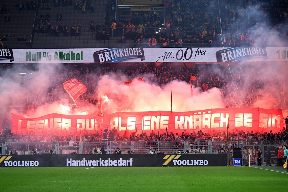 Pyro-Eklat in Dortmund - ein Kameramann wird verletzt.