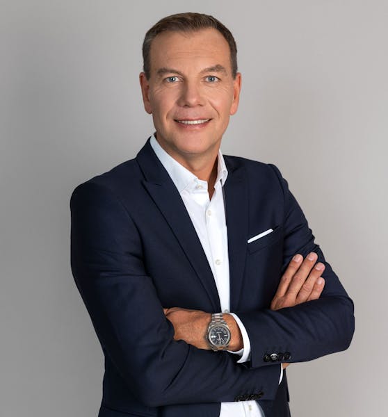 Christoph Kirchmair ist Founder und CEO von "Infina", Österreichs größter Kreditvermittlung.