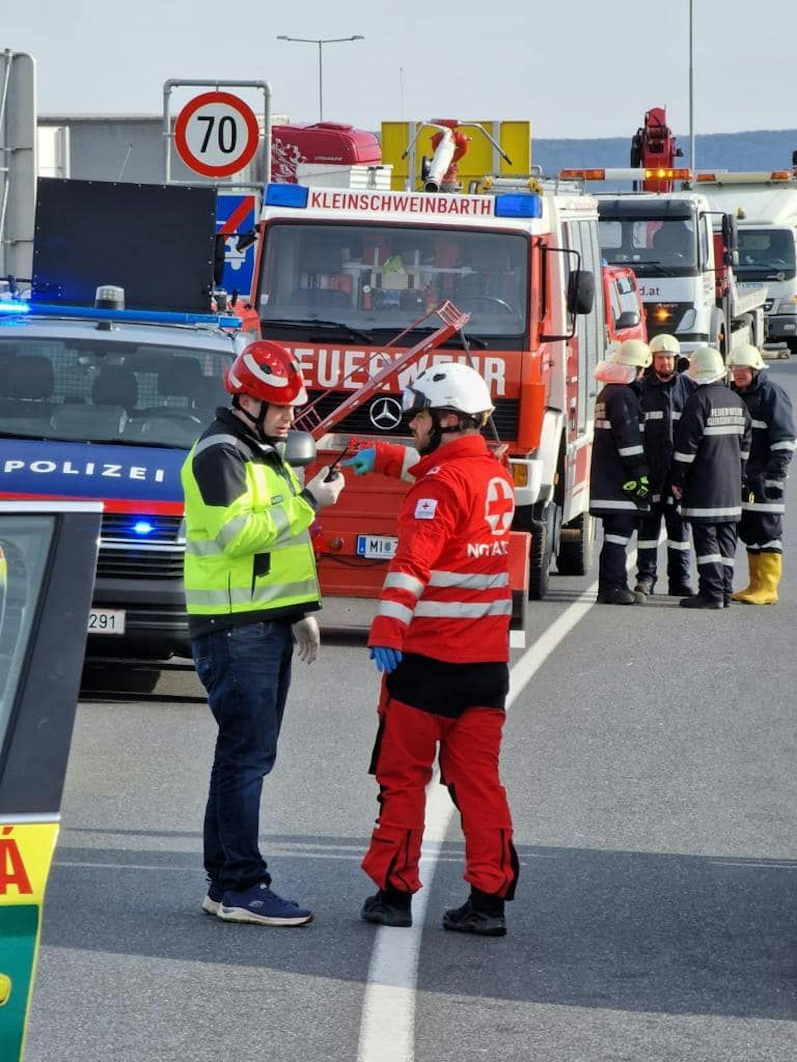 Ein Schwer- sowie vier Leichtverletzte wurden in tschechische Spitäler gebracht.