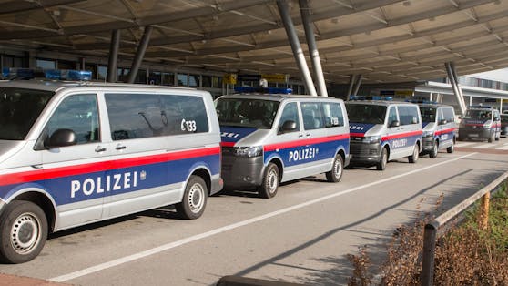 Eine Bombendrohung hat am Sonntag zu einem Großeinsatz am Salzburger Flughafen geführt (Symbolfoto)