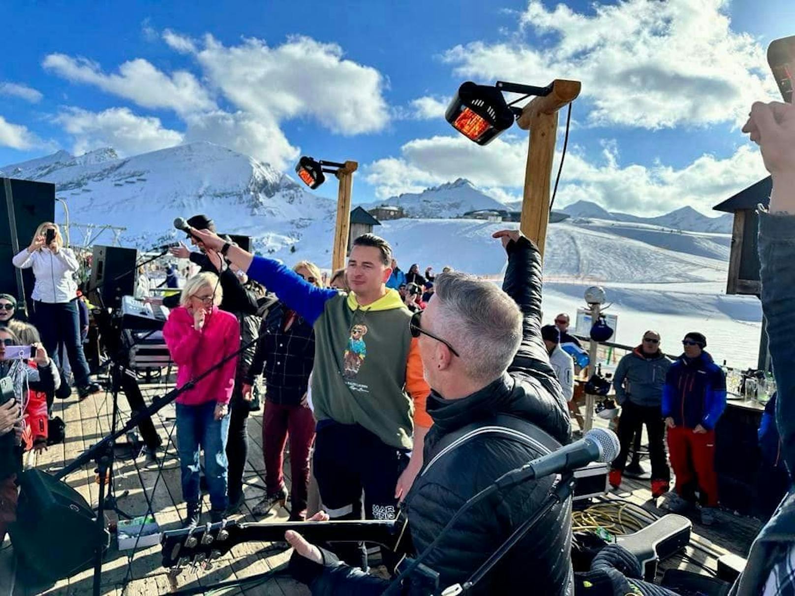 Gabalier crasht Auftritt von Apres-Ski-Band am Obertauern