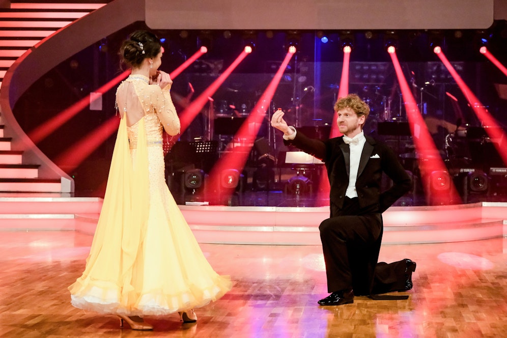 Nein, Heiratsantrag ist es (noch) keiner.