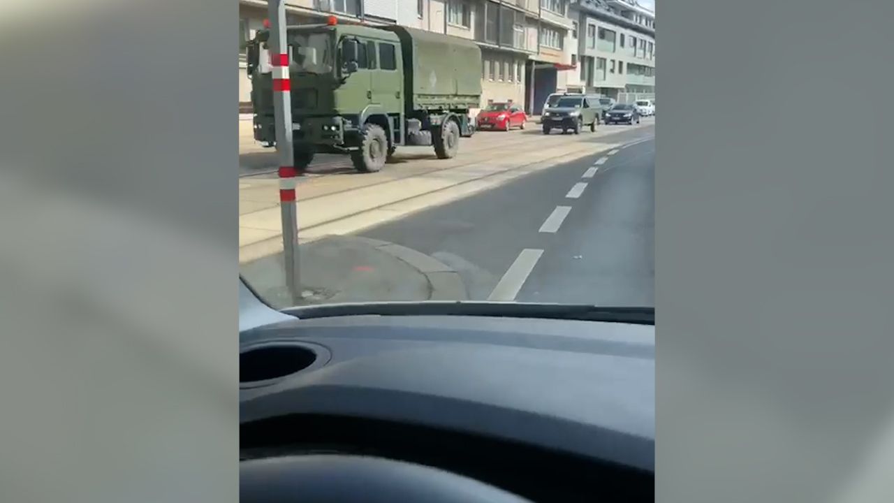Mehrere Fahrzeuge des Österreichischen Bundesheeres rollten am Montag durch Wien.