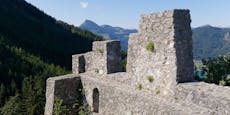 Rottweiler stürzt bei Salzburger Ruine in die Tiefe