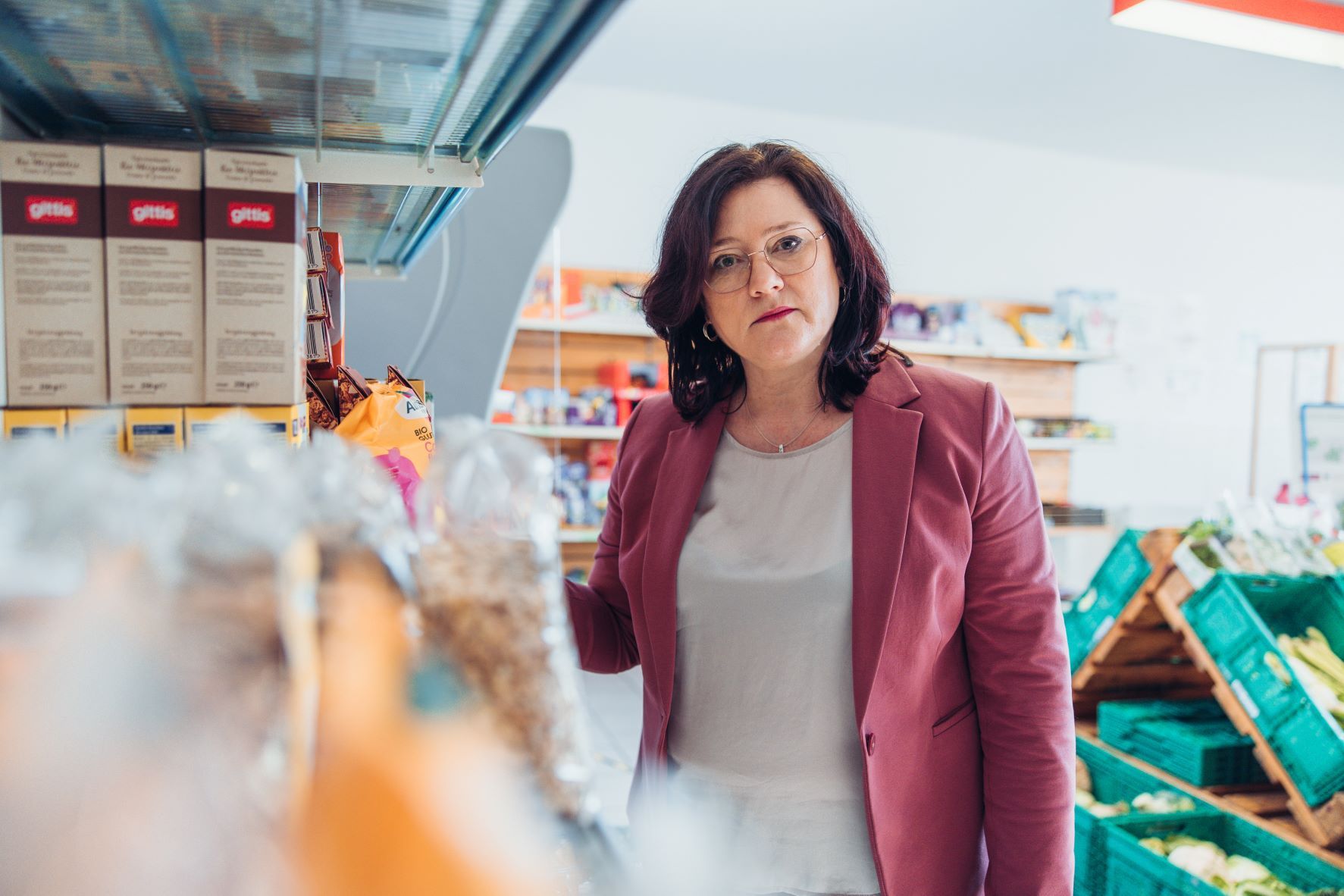 SPÖ-Klubchefin Sabine Engleitner-Neu besuchte einen Sozialmarkt in Enns.