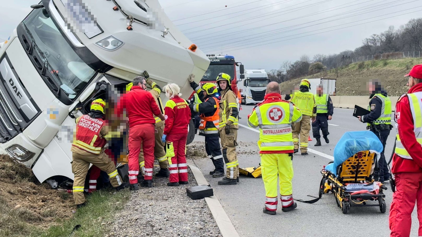 Unfall mit Gefahrengut-Lkw auf der A1