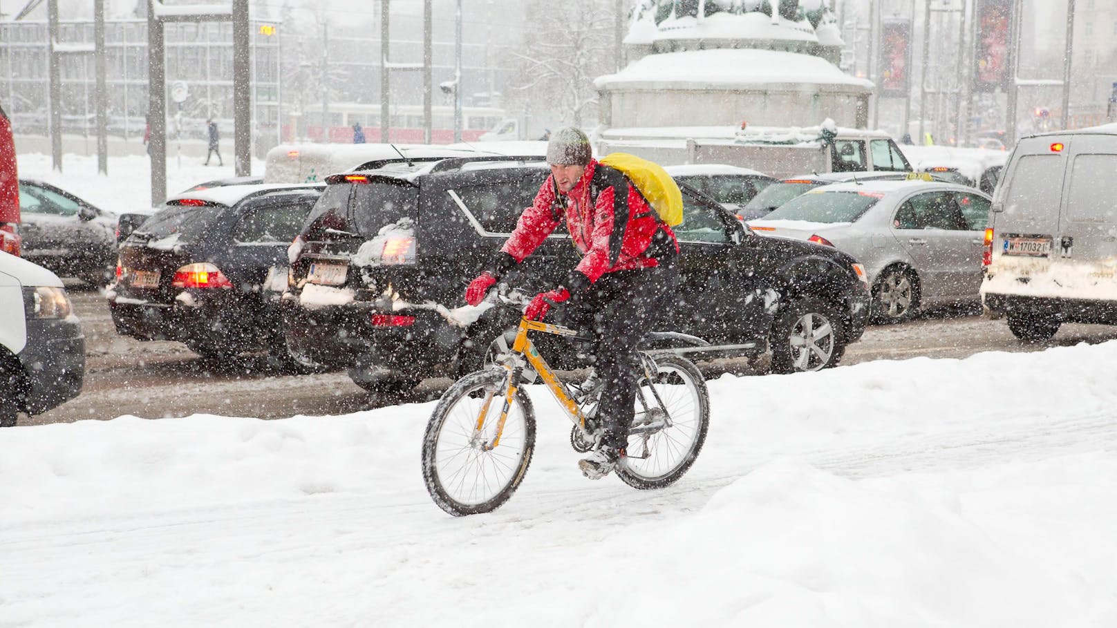 Die Zahl der winter- und wetterfesten Radfahrer in Wien steigt weiter.