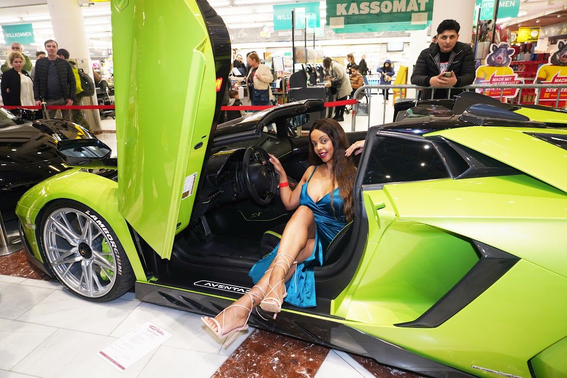 Fliegt auf Autos: "Kolibri".