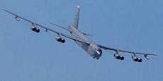 Russischer Kampfjet fängt US-Megabomber über Ostsee ab