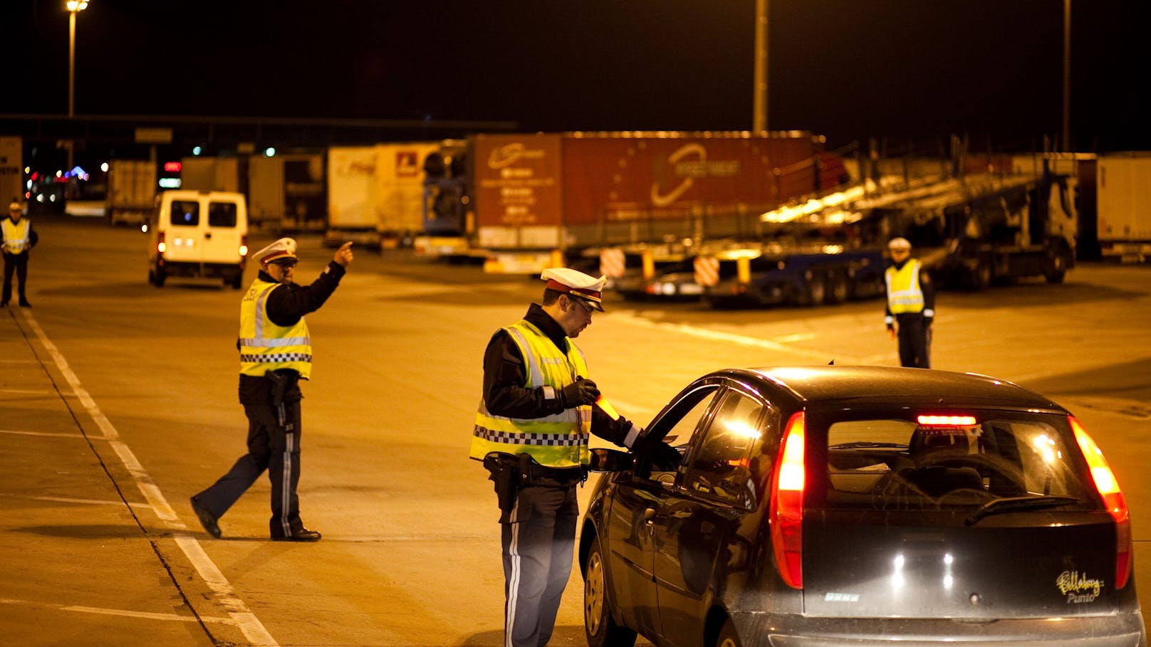 Polizei nimmt Autofahrer (26) Führerschein sofort weg