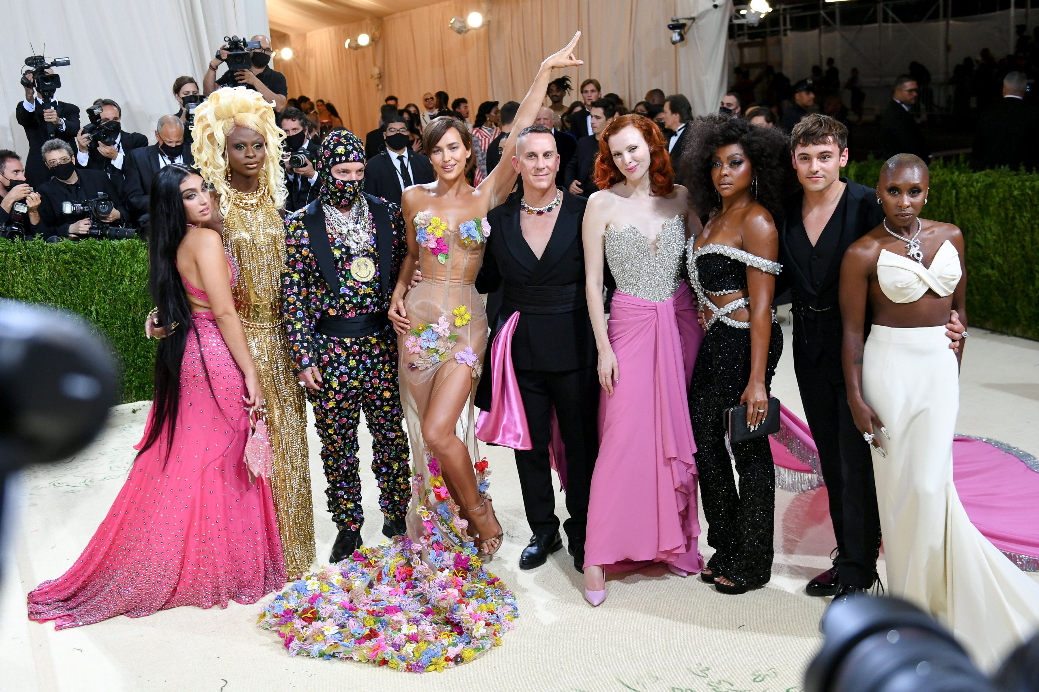 Download von www.picturedesk.com am 21.03.2023 (20:55).  ACT action_36489728 -- Lourdes Leon, Symone, J Balvin, Irina Shayk, Jeremy Scott, Karen Elson, Taraji P. Henson, Tom Daley, Cynthia Erivo - THE METROPOLITAN MUSEUM OF ARTS COSTUME INSTITUTE BENEFIT CELEBRATING THE OPENING OF IN AMERICA: A LEXICON OF FASHION - RED CARPET ARRIVALS - 20210913_PD13530 - Rechteinfo: Rights Managed (RM)