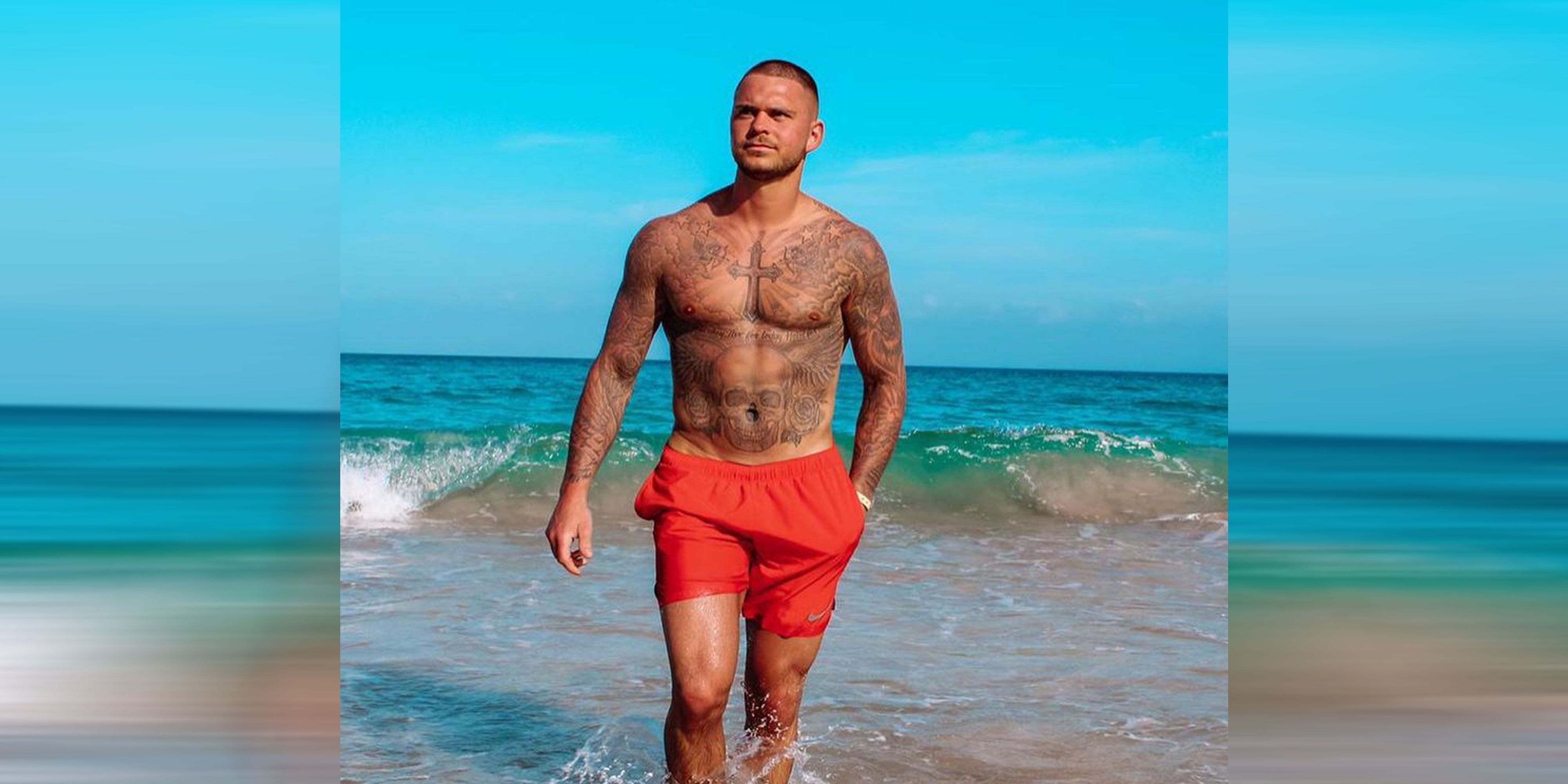 Ein Promi hat sich unter die "Temptation Island"-Kandidaten gemischt.