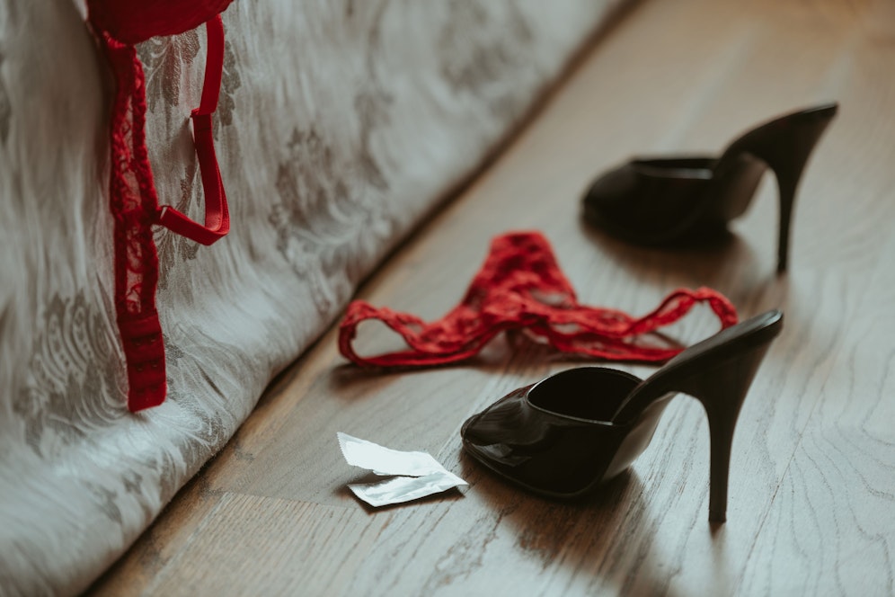 Der Vorfall ereignete sich in einem Hotel. Die Prostituierte befindet sich mittlerweile in einer psychiatrischen Klinik.&nbsp;