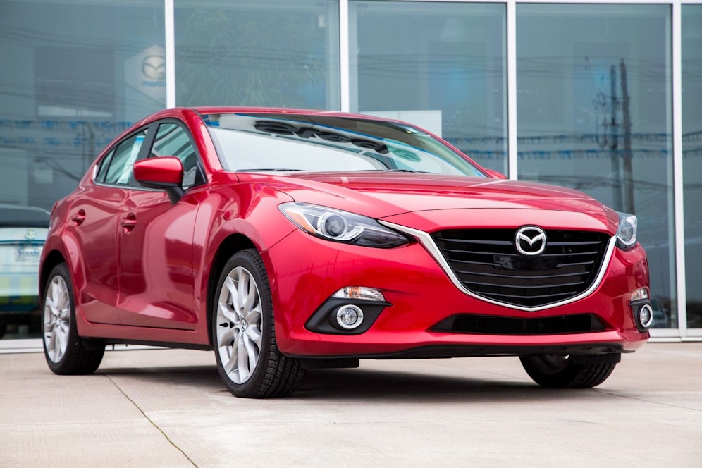 Die 76-Jährige hatte zwei Monate vor ihrem Tod einen roten Mazda bestellt (Symbolbild)