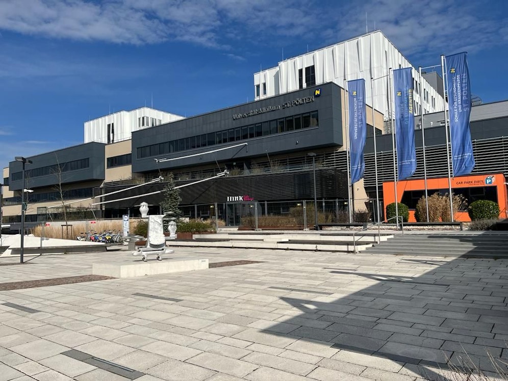 Das Opfer wurde im St. Pöltner Spital operiert.