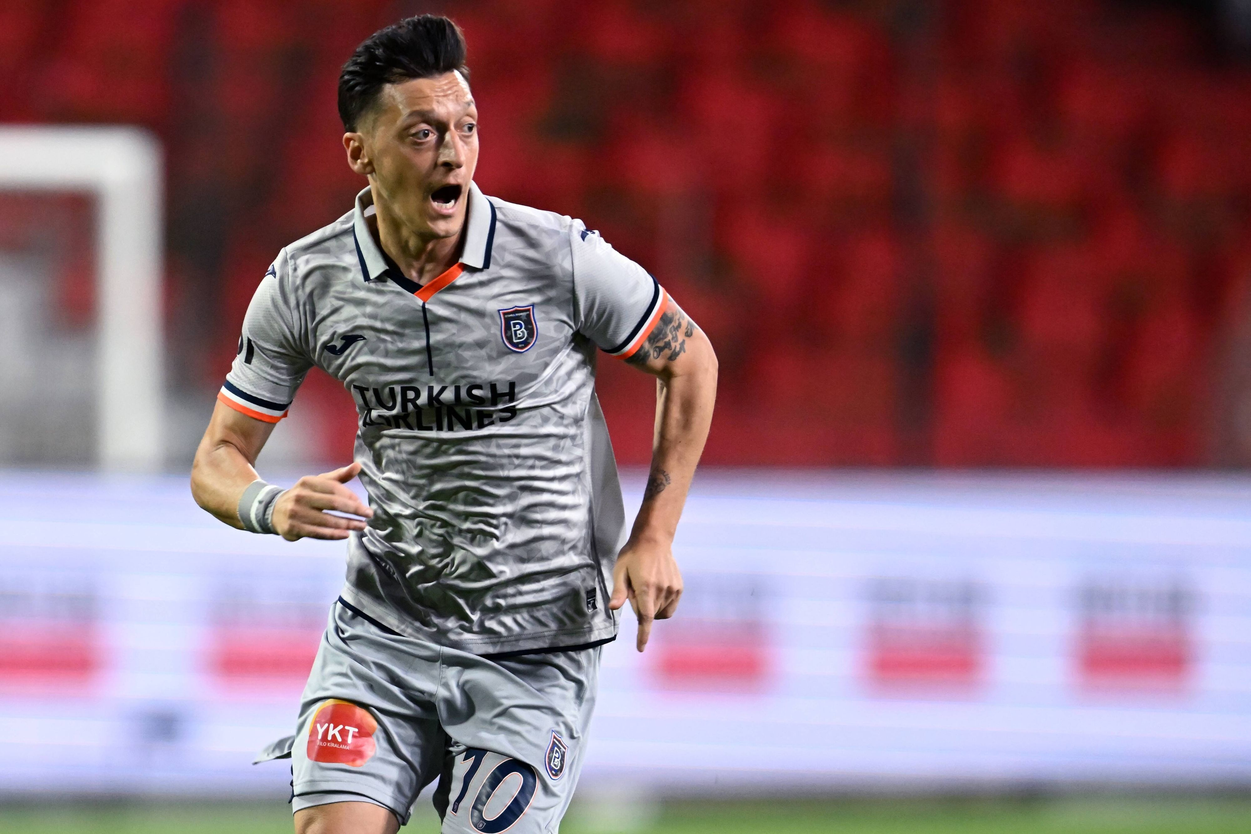 Mesut Özil lief zuletzt für Basaksehir auf.