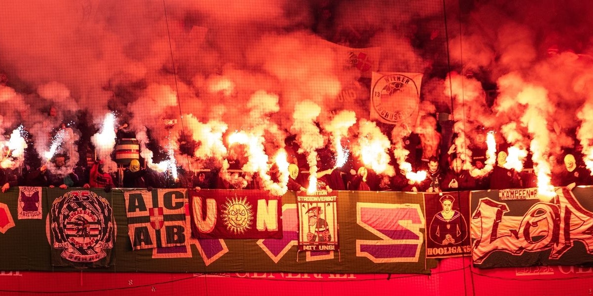 Rapid-Fans beim Derby