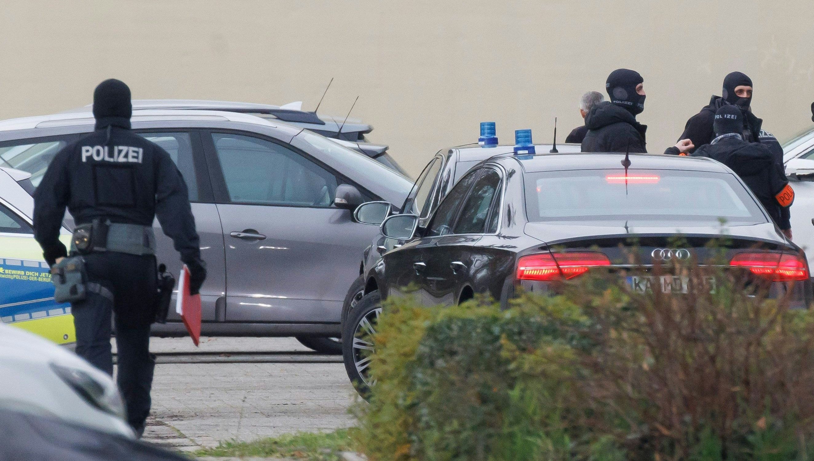 Bereits Anfang Dezember fanden Razzien im Zusammenhang mit der Reichsbürger-Szene statt.